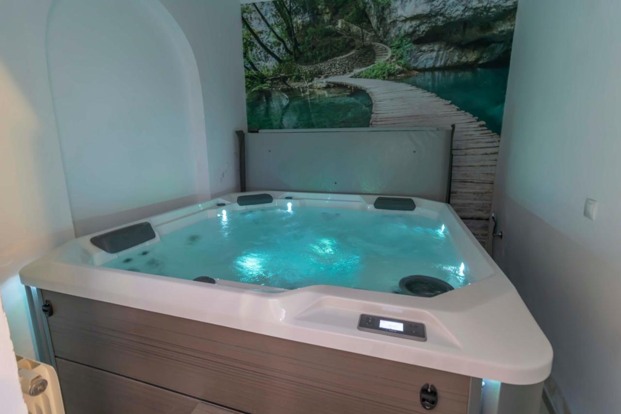 House -Rooftop&Jacuzzi -Stayinseville Luaran gambar